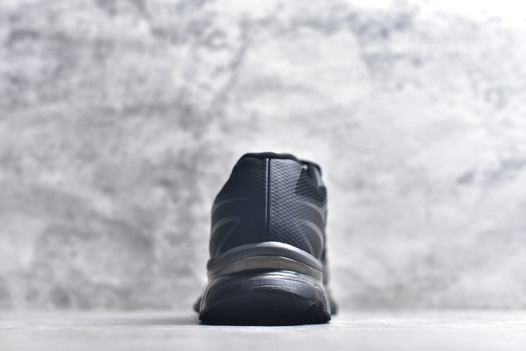 MM6 Maison Margiela x Salomon XT Series Collaboration Casual Trail Sneaker – Unisex | Style No. 492003-28
