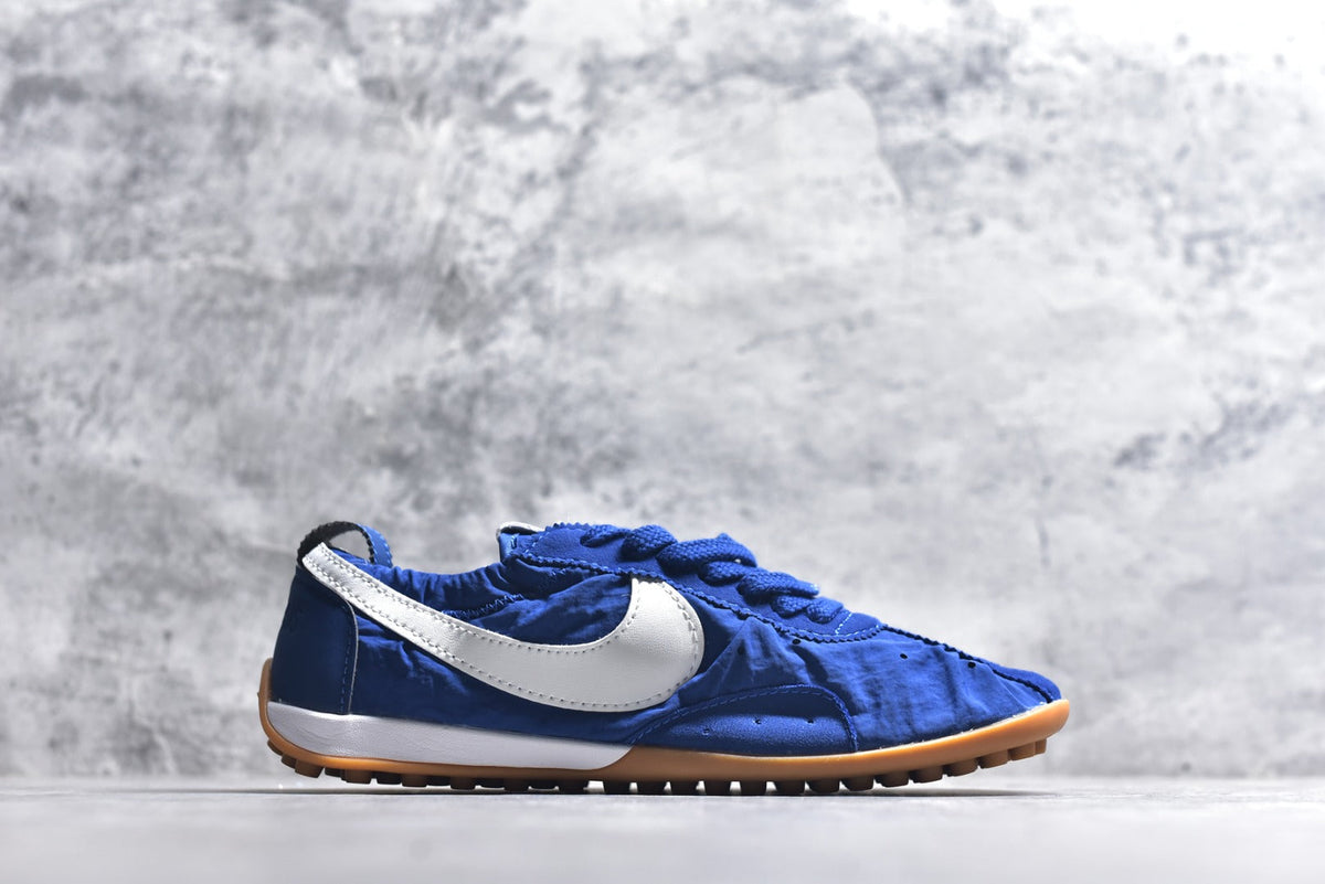 Jacquemus x Nike Jacumoon Low-Top Lifestyle Casual Sneaker – Pink | Unisex | Style No. HV8547-103